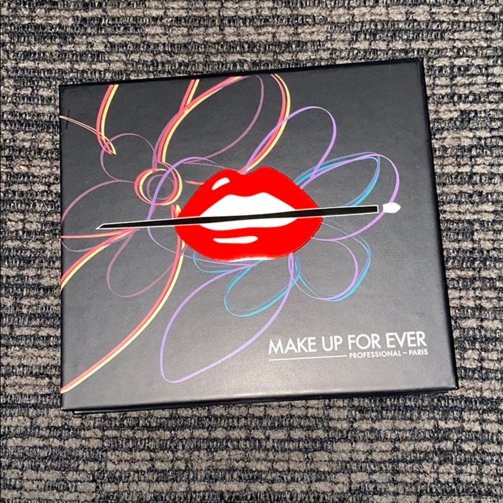 Make up for ever palette 9 shadows - Picture 2 of 4